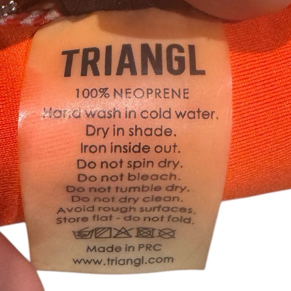 TRIANGL Valentine red & white striped  retro summer vacation pool bikini top L - Picture 6 of 6